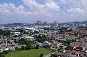 7 Tree Seven Residence