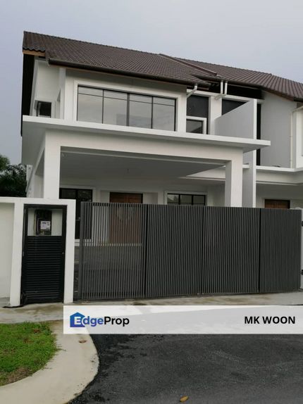 Taman Lestari Indah Tanjong Sepat Sungai Pelek  Selangor Semi-Dee For Sale Spacious , Selangor, Tanjong Sepat