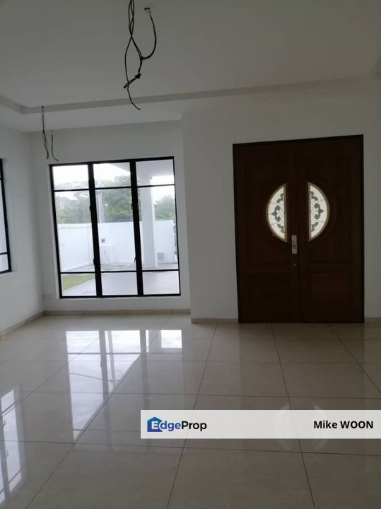 Taman Lestari Indah Tanjong Sepat Sungai Pelek  Selangor Semi-Dee For Sale Spacious , Selangor, Tanjong Sepat