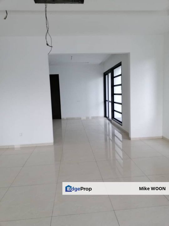 Taman Lestari Indah Tanjong Sepat Sungai Pelek  Selangor Semi-Dee For Sale Spacious , Selangor, Tanjong Sepat