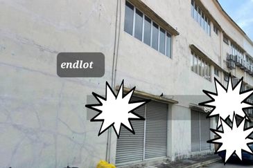 Corner 3 Storey Shop for Sale  Endlot Shop for sale  Jalan Kapar Klang