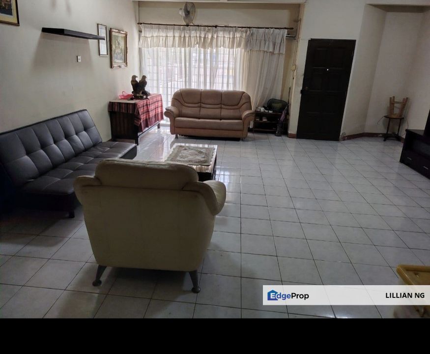 2 storey Terrace Matured neighbourhood near schools , shops, banks, petrol stations  Klang, Selangor, Klang