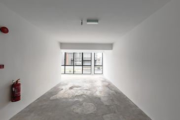 Elmina Business Park