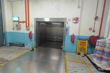 Bandar Pinggiran Subang