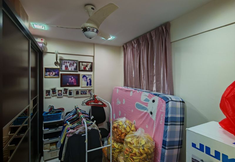 First Residence (Residensi Unggul)