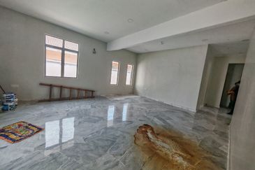 Taman Tasik Semenyih (Lake Residence)