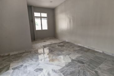 Taman Tasik Semenyih (Lake Residence)