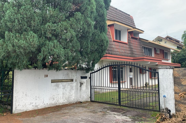 Seksyen 11, Shah Alam