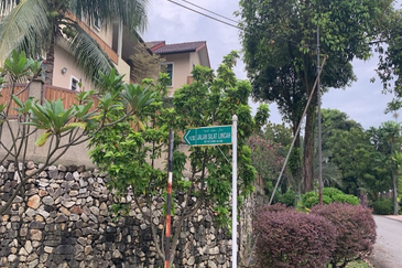 Seksyen 11, Shah Alam