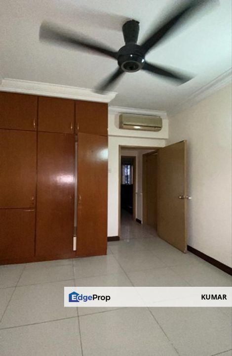 For Sale - Premier Condo at Upgrowing Township Lanai Mont Kiara - Balcony with scenic views of Plaza Mont Kiara & Sprint Highway, Kuala Lumpur, Mont Kiara