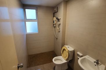 1 Sentul Condominium