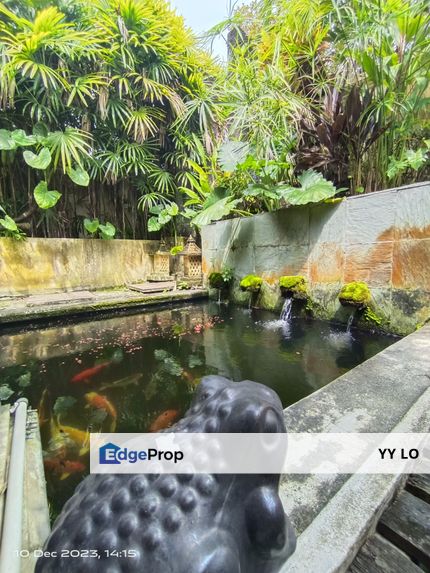 Taman Seputeh 3 sty house, courtyard with koi pool, Kuala Lumpur, Seputeh