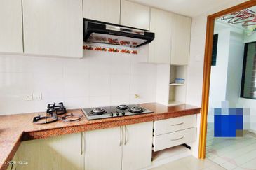 202 DC (Desa Cahaya)