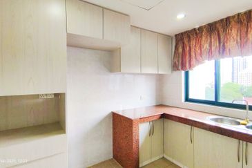 202 DC (Desa Cahaya)