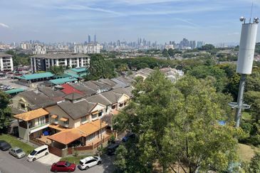 Mutiara Condominium, Taman Bukit Indah