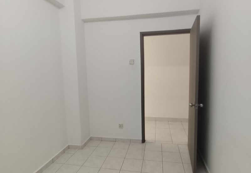 Pandan Mewah Heights Condominium