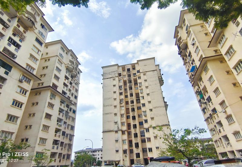 Pandan Mewah Heights Condominium