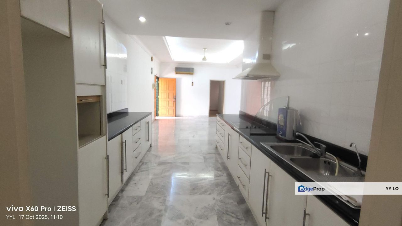 Wickham Manor, Ampang Hilir, opposite Rain Tree Club, FREEHOLD, Kuala Lumpur, Ampang Hilir