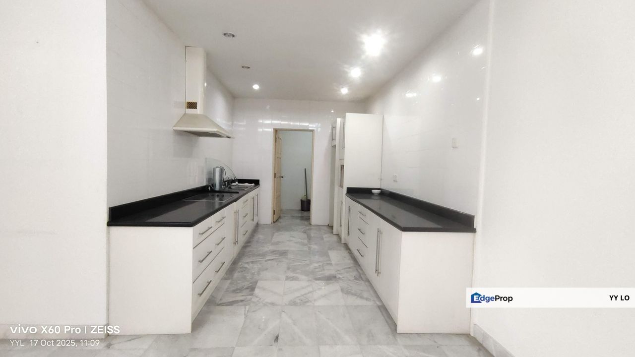 Wickham Manor, Ampang Hilir, opposite Rain Tree Club, FREEHOLD, Kuala Lumpur, Ampang Hilir