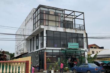 PJ Old Town Shop for sale