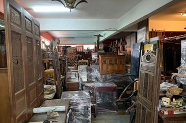 PJ Old Town Shop for sale