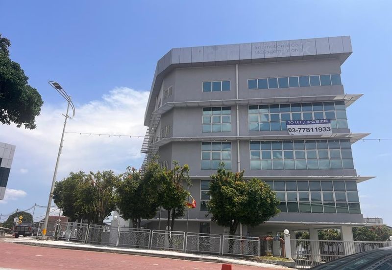 PJ State En bloc Commercial Building for rent