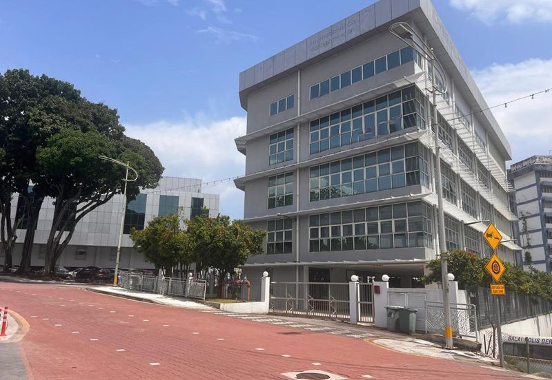 PJ State En bloc Commercial Building for rent