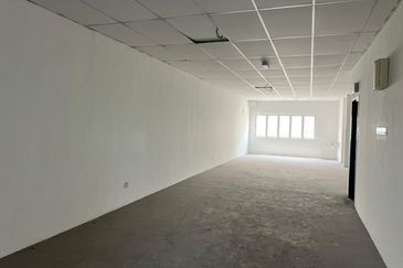 Shah Alam 3 storey Shop for Sale