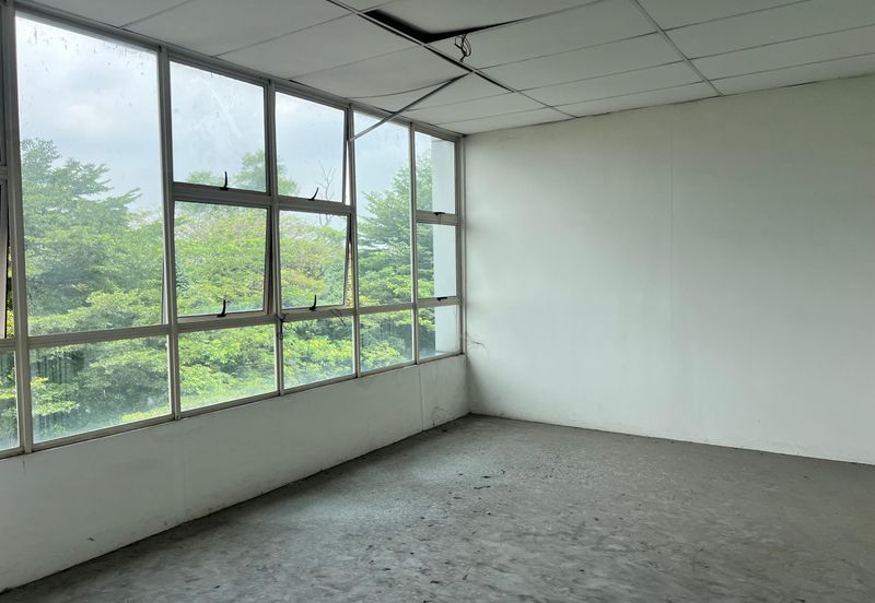 Shah Alam 3 storey Shop for Sale