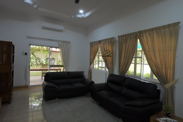 IOI Beverly Row @ IOI Resort City