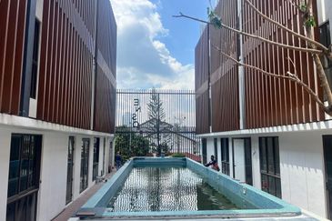 ENSO RESIDENCES @ Kayu Ara