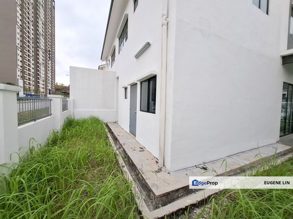 Double Storey Semi Detached House at Taman Scientex Rawang Selangor For Rent, Selangor, Rawang