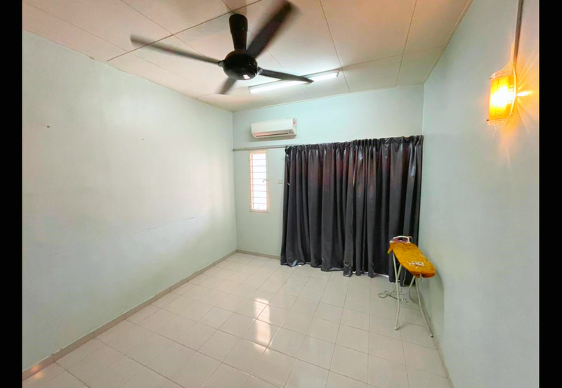 Amansiara Townhouse For Rent RM1100 3R 2B Move In Ready Furnished, Taman Amansiara Selayang Rawang Gombak