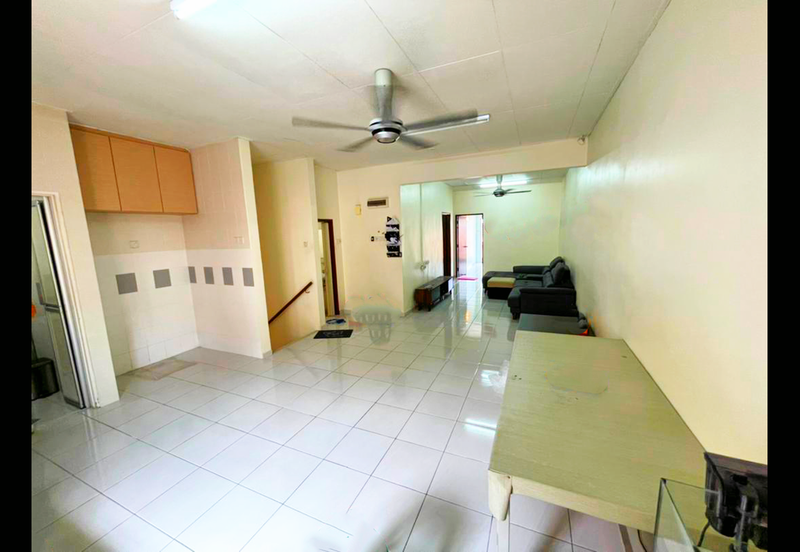 Amansiara Townhouse For Rent RM1100 3R 2B Move In Ready Furnished, Taman Amansiara Selayang Rawang Gombak