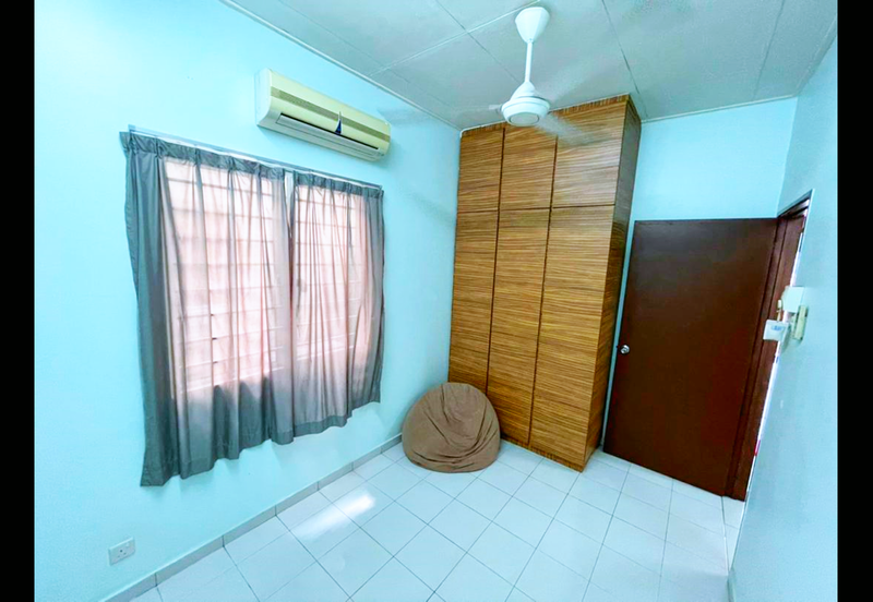 Amansiara Townhouse For Rent RM1100 3R 2B Move In Ready Furnished, Taman Amansiara Selayang Rawang Gombak