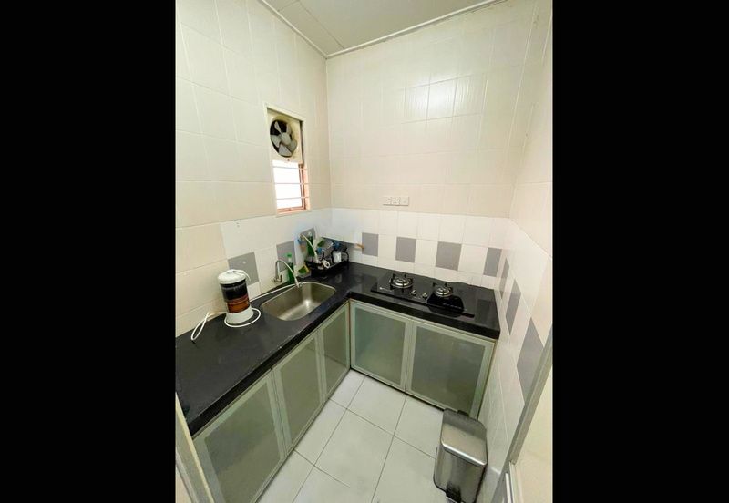 Amansiara Townhouse For Rent RM1100 3R 2B Move In Ready Furnished, Taman Amansiara Selayang Rawang Gombak