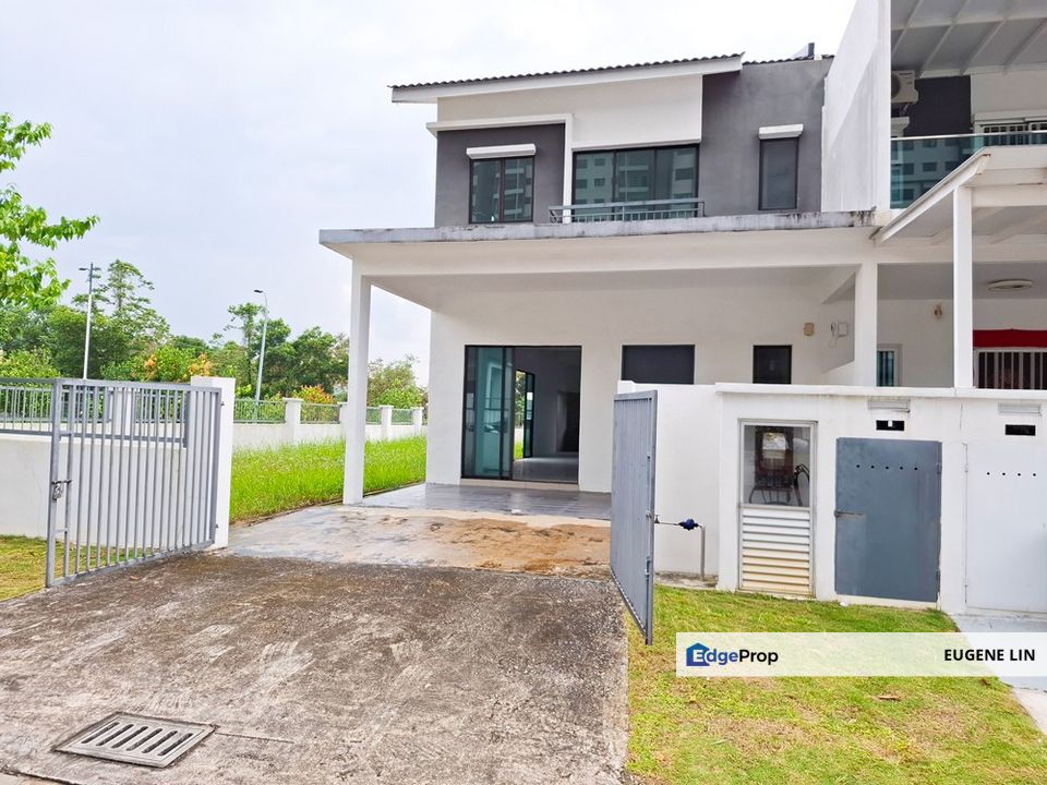 Double Storey Semi Detached House at Taman Scientex Rawang Selangor For Rent, Selangor, Rawang