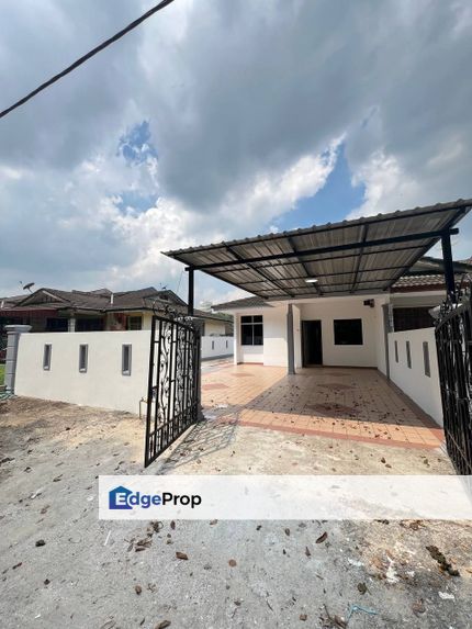 Taman Rinting Masai Single Storey end lot , Johor, Masai