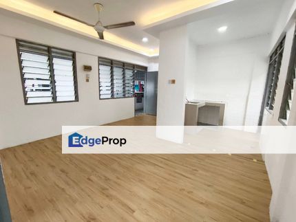 Taman Molek Flat, fully renovated , Johor, Johor Bahru