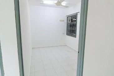 Flat Tasek 64, Bandar Baru Seri Alam