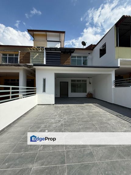 Kulai Taman Tropika, Renovated double storey , Johor, Kulai
