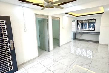 Flat Taman Ungku Tun Aminah