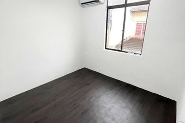 Bandar Baru Seri Alam