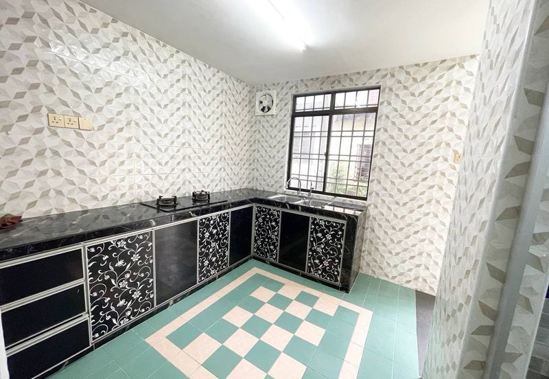 Bandar Baru Seri Alam