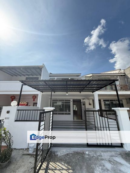 Taman Scientex senai, Renovated 2sty Terrace House , Johor, Senai