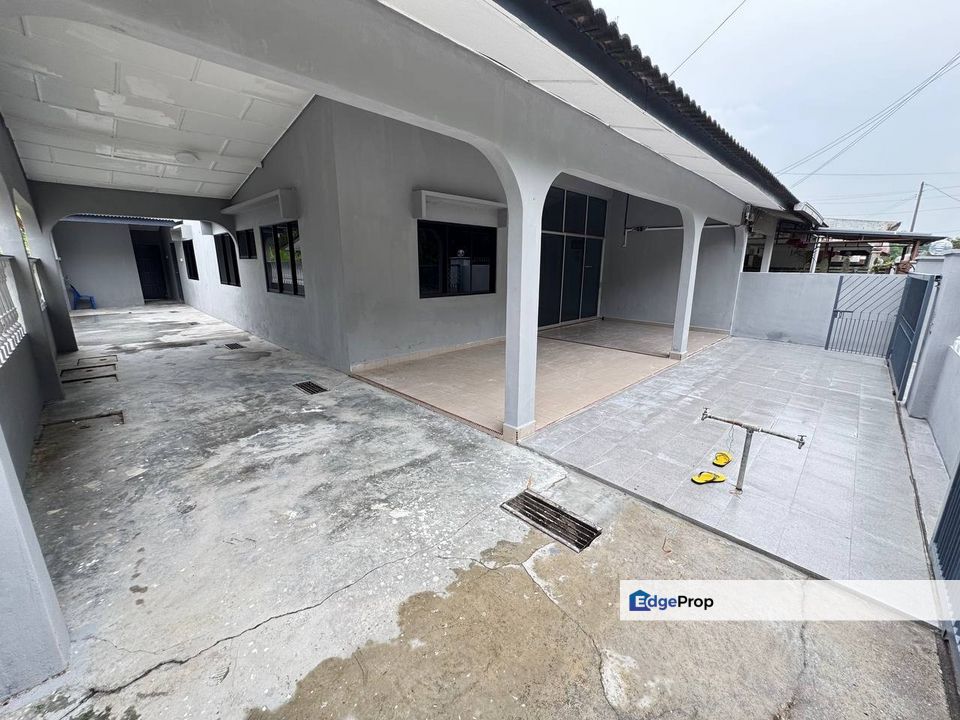 Taman Rimba Jaya single storey SemiD, Johor, Pontian