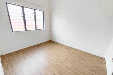 Taman Pulai Utama Flat