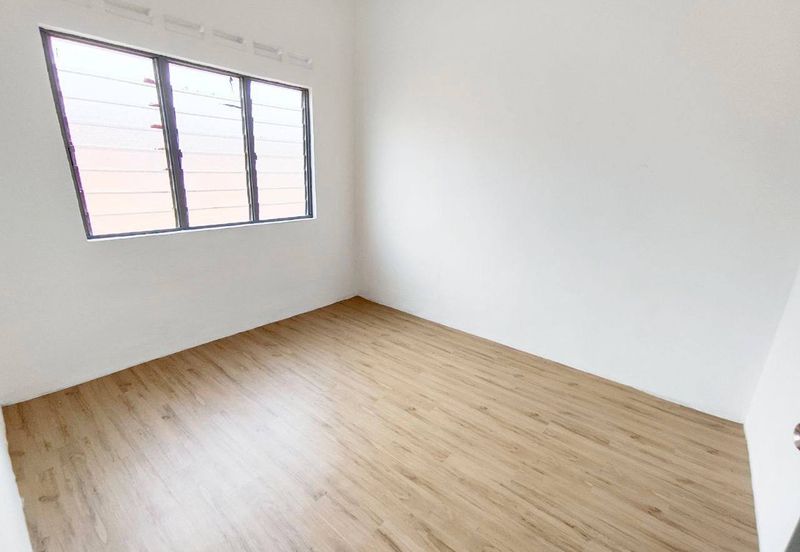 Taman Pulai Utama Flat