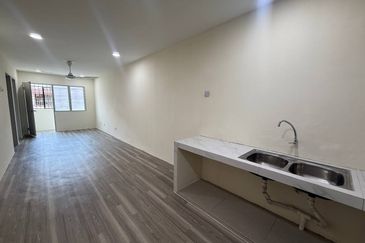 Flat Tasek 64, Bandar Baru Seri Alam