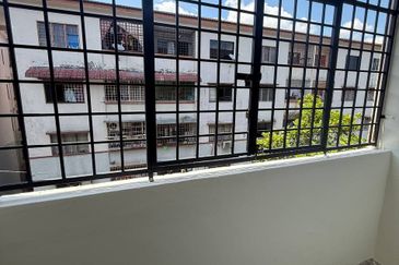 Flat Tasek 64, Bandar Baru Seri Alam